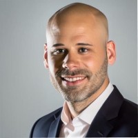 Oliver Zuber Email