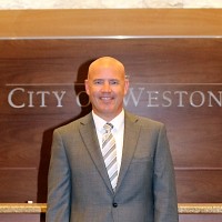 E-mail e número de telefone de Don Decker