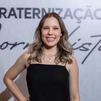 Fernanda Trindade Email