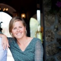 Dorothee Laroche-Joubert Email