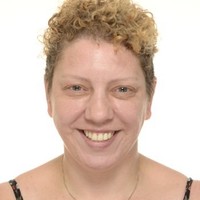 Athina Tsigourakou Email