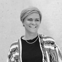 Corinna Schenkl Email