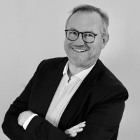 Gabriel Strauss Email