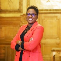 Menfenil Employee Elsa Ollon's profile photo