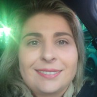 Embapack Employee Elaine Deraldi's profile photo