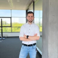 Benedikt Weber Email