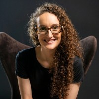 AGE Comex Employee Fabiana Boff's profile photo