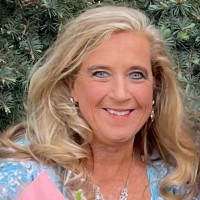 Devon Harris & Associates Employee Michelle Cotner's profile photo