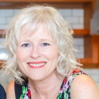 Living Room Realty Employee Kari McGee's profile photo