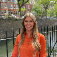 Anya Loomes Email