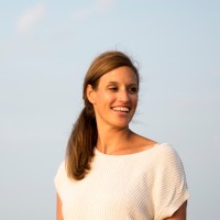 Hélène Biebuyck Email