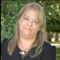 Rosa Lopes Email