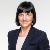 Eveline Gratzer Email