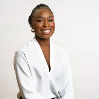 Karen Harvey Consulting Employee Cristina W.'s profile photo