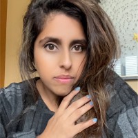 Komal Batra Email