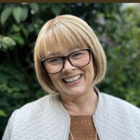 Helen Eivers Email