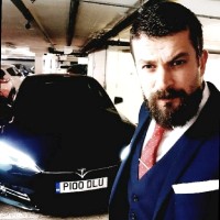 Daniel Gouws Email & Phone Number
