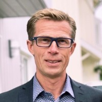 Peter Utgenannt Email