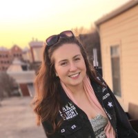 Cars Commerce Employee Erin Breen's profile photo