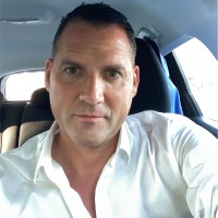 Andy van der Auwera Email