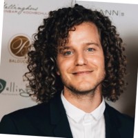 Timo Multhaup Email