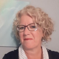 Chantal Comeau Email