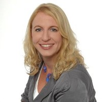 Nadine Fischer Email