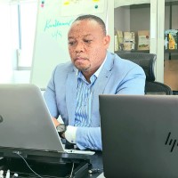 Zakari Khalifa Email