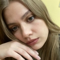 Nadia Filipencko Email
