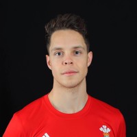Y1 Sport Employee Dale Hutchinson's profile photo