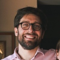 Roberto Robles Email & Phone Number