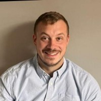 Simon Bennett Email & Phone Number