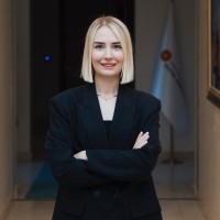 Melike Kurt Email