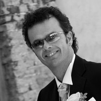 Roberto Tirloni Email