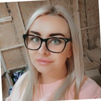 Iris Engineering & Technology Ltd Employee Dee Kelly's profile photo