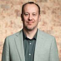 Bas van Riessen Email