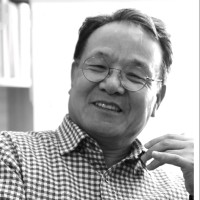 Seoul National University Employee Yongwhan Kim's profile photo