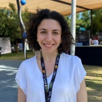 Hellen Durán Email