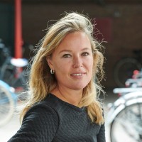 Evelien Bartman Email