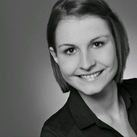 Dominique Schöttle Email