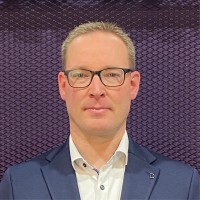Thomas Schütte Email