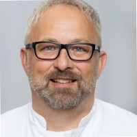 Hans-Jörg Busch Email