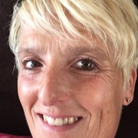 Marianne Geneugelijk Email