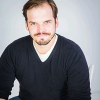 InVision Artists Talent Management (T) Employee Andrew Perun's profile photo