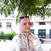 Menna Arafa Email