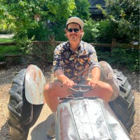 None Employee Lee Glover's profile photo