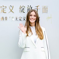 ERNO LASZLO Employee Joyce Theisen's profile photo