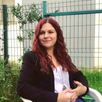 Merve Şener Email