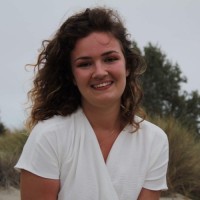 Léa Perrin Email