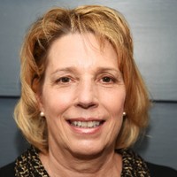 Marine Technology Society Employee Zdenka Willis's profile photo